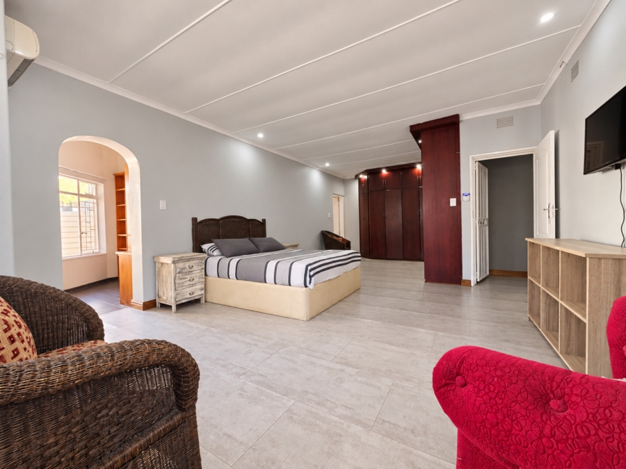 4 Bedroom Property for Sale in Wilkoppies North West